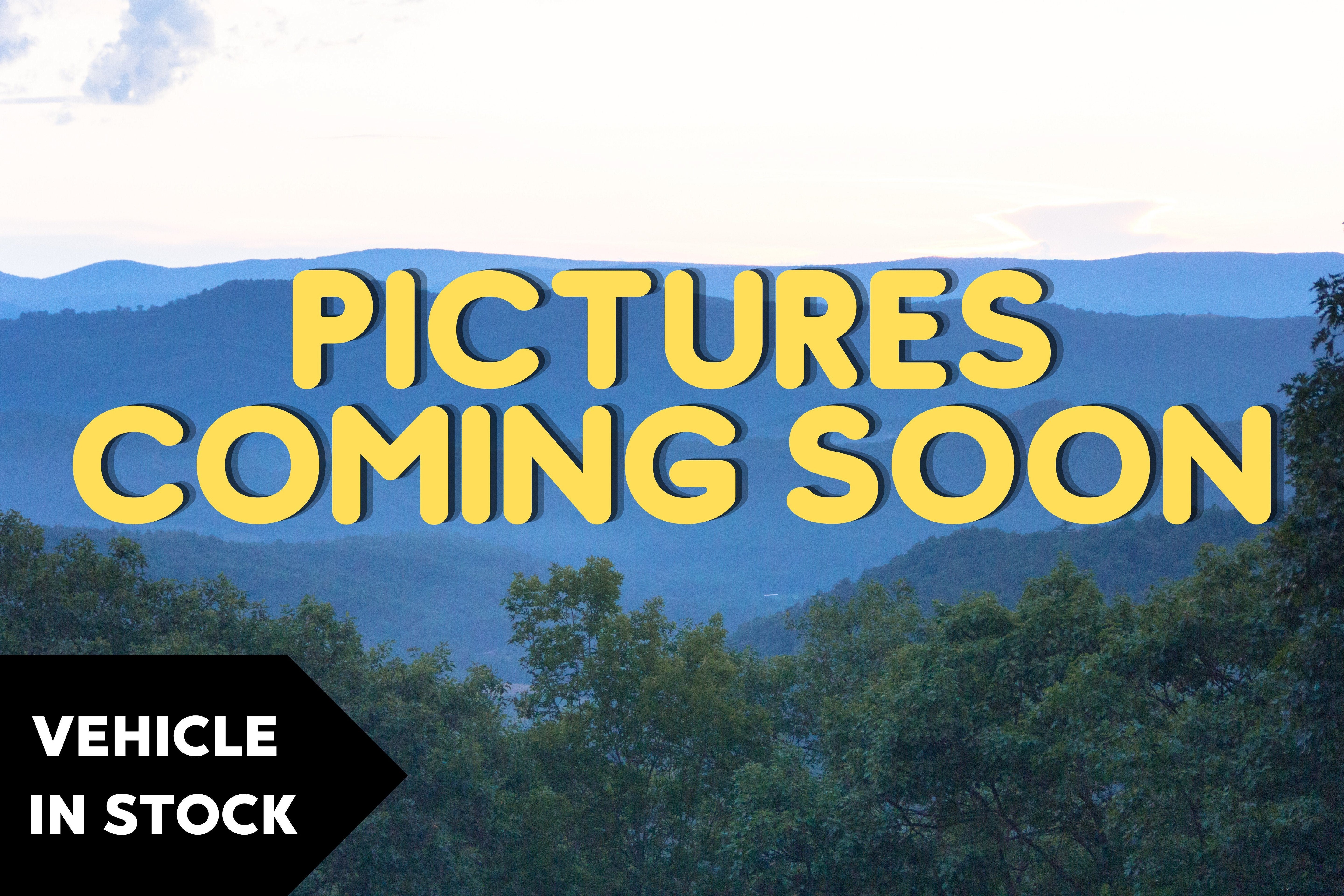 2022 Ford Edge SE in Other — front three-quarter view